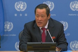 朝鲜常驻联合国代表金星在联合国大会第三委员会会议上发言。（联合国网络电视截图）