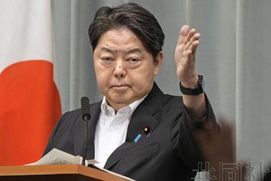 5月14日上午，日本官房长官林芳正在首相官邸召开记者会。（图：共同社）