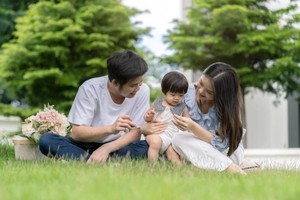 父母功恩似海深