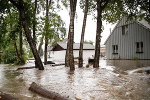 德南部多地遭遇洪灾 数百人被疏散