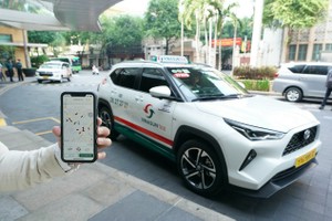 首家计程车公司投运 Hybrid 油电车队