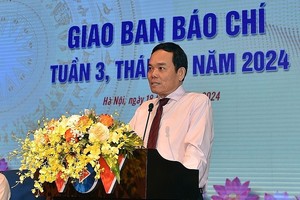 政府副总理陈留光在会上致词。（图：VGP）