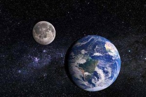 月球和地球上的时间一样吗？