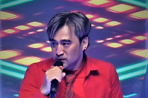 10年涉足歌坛的精心奉献