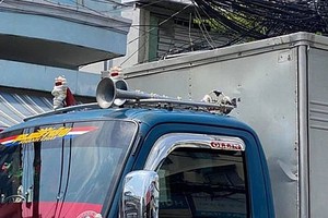 汽笛喇叭与超亮远光灯是路人的恐惧。