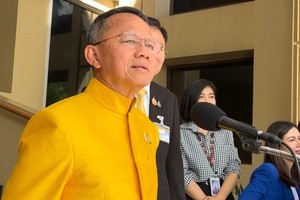 泰国公共卫生部长颂萨。（图：互联网）