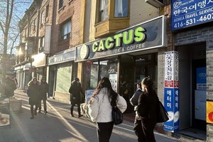 位于加拿大多伦多市，介绍越南咖啡产品的商店。（图：越通社）