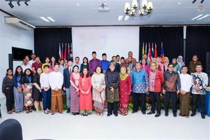 各国代表合影。（图：越通社）