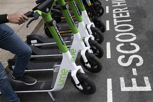 墨尔本下令封杀电动滑板车