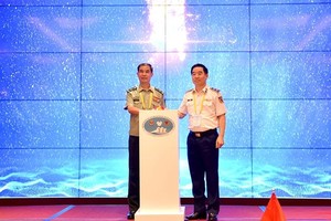 越中海警党政治工作交流