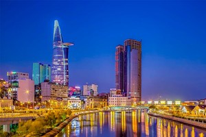胡志明市夜色一景。（图：互联网）