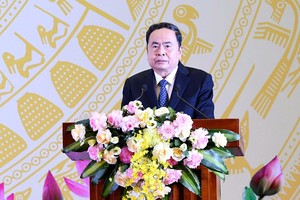 国会主席陈清敏在会议上致辞。（图：国会）