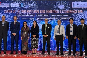 电力及能源展和暖通空调制冷展开幕式一瞥。