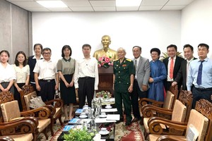 中国云南省委宣传部到访市越中友协