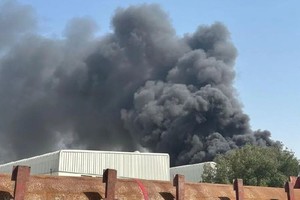 苏丹北达尔富尔州卫生部门官员9月27日说，该州首府法希尔一市场当天遭炮击，造成8人死亡、95人受伤。（图：互联网）