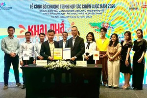 “千变万化食材，烹制百万越南菜肴”项目公布仪式。（图：VOV）