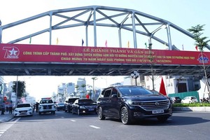 龙编前往河内-海防高速路线通车