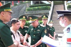 谅山省拘捕移交外籍通缉犯