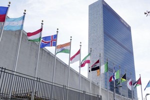 11月24日摄于美国纽约联合国总部。（图：共同社）