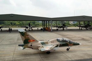 YAK-130型军机。（图：人民报）