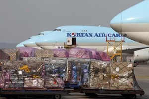 朝鲜11月8日及9日向韩国发动GPS干扰攻击，几艘船和数十架民用飞机受到干扰。图为韩国仁川机场。（图：彭博社）