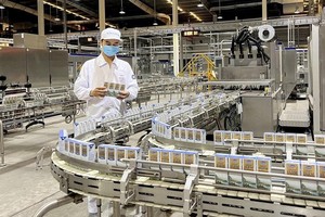 越南奶品现代生产线。（图：VNM）