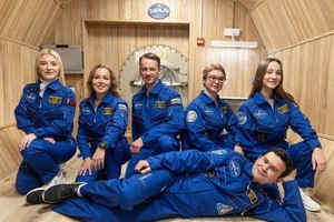 ６名研究人员作为志愿者参与实验。（图：互联网）