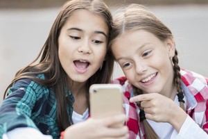 澳众院通过禁止16 岁以下使用社媒。（示意图：互联网）