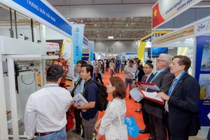 去年在我国举办的电梯展。