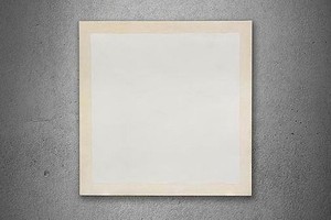 全白画布成功拍出逾 138 万欧元