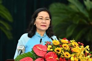 寻找突破性措施促进社经发展