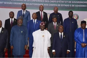 西非国家经济共同体的成员国领导人在尼日利亚首都阿布贾召开峰会。（图：互联网） 