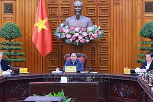 总理要求重组架构须确保精简有效活动