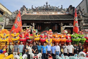 豪勇堂龙狮团庆祝成立20周年仪式