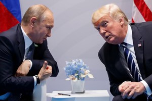 普京和特朗普通电话了。（图：互联网）