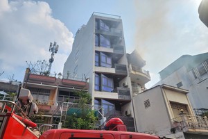  第十郡失火的4层楼房。