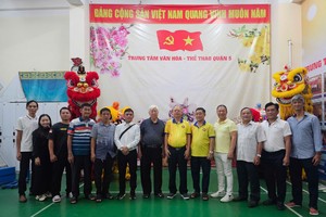 弘扬华人传统龙狮艺术