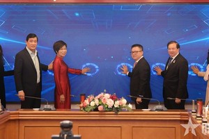 第二次“用心钻研的科技”奖啟动仪式。（图：人民军队报）