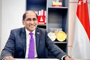 新加坡驻越南大使贾亚·拉特南。（图：越通社）