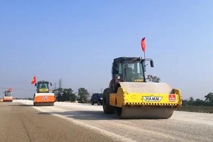 北南高速公路东部成分项目建设正在加速推进，预计将于于下月底通车。（图：越雄）