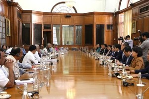 座谈会现场。（图：越通社）