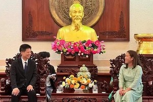 芹苴市与中国促进多领域合作