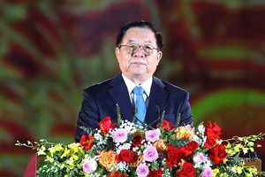 中央宣教与民运部长阮仲义在仪式上发表讲话。（图：交通报）