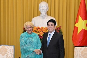 国家主席接见联合国副秘书长