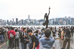 今年首季访香港游客逾1200万