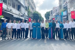 第十一郡第七坊“红旗金星”街工程。