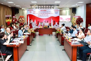 侨胞献计发展本市