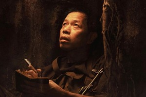 男演员泰和在拍摄电影《地道：黑暗中的太阳》期间每天只吃一餐以符合角色设定。