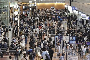 日本拟建立外国人入境前线上审查制度