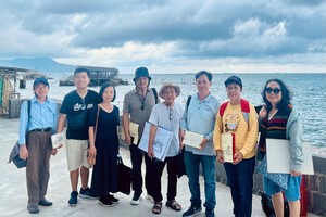 华人画家举办实地创作营